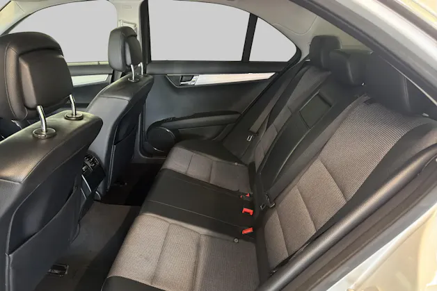 MERCEDES-BENZ C 300 (280) Avantgarde 4Matic 7G-Tronic