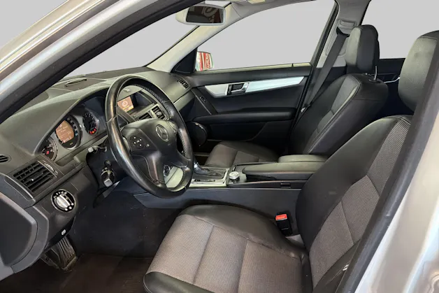 MERCEDES-BENZ C 300 (280) Avantgarde 4Matic 7G-Tronic