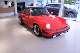 PORSCHE 911 SC Targa