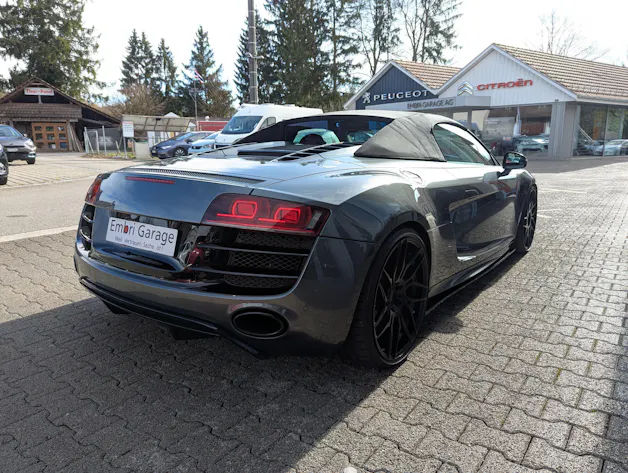 AUDI R8 Spyder 5.2 R-Tronic