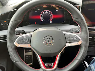 VW Golf VIII 2.0 TSI GTI DSG