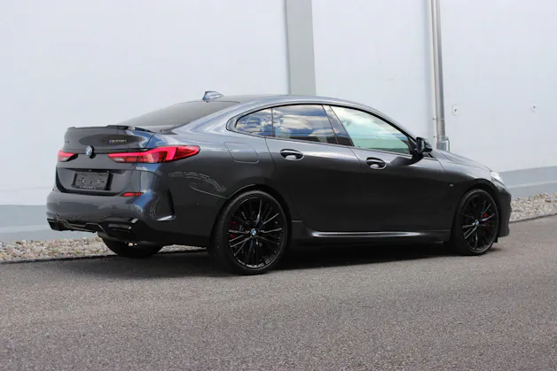 BMW M235i Gran Coupé xDrive M PERFORMANCE PAKET