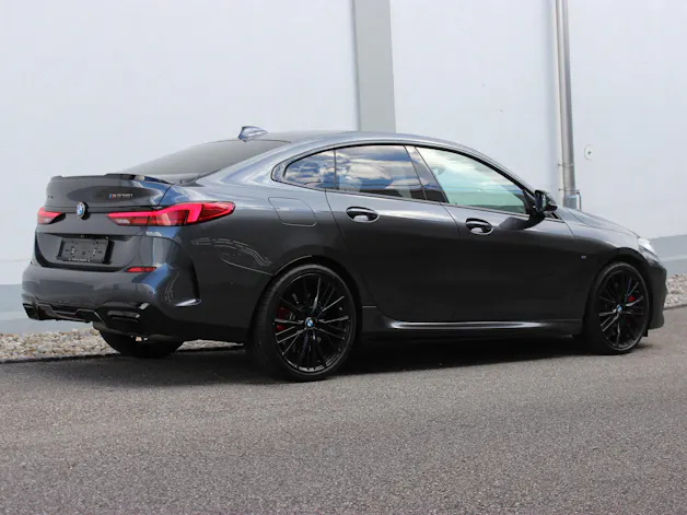 BMW M235i Gran Coupé xDrive M PERFORMANCE PAKET