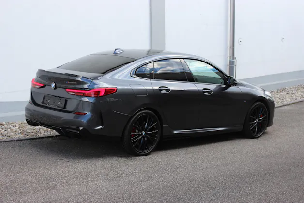 BMW M235i Gran Coupé xDrive M PERFORMANCE PAKET