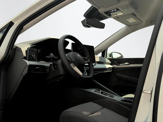 VW Golf Var BA 1.5eTSI 115PS 1500ccm 115PS/85kW 4 Zylinder eTSI Benzin / mHEV