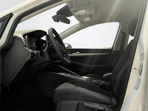 VW Golf Var BA 1.5eTSI 115PS 1500ccm 115PS/85kW 4 Zylinder eTSI Benzin / mHEV