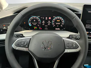 VW Golf Var BA 1.5eTSI 115PS 1500ccm 115PS/85kW 4 Zylinder eTSI Benzin / mHEV