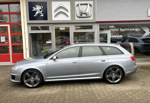 AUDI RS6 Avant PLUS 5.0 TFSI V10 quattro tiptronic*MTM-Tuning 700PS*