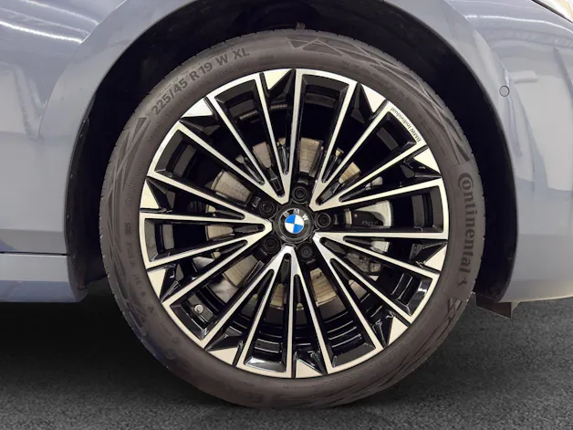 BMW 223d xDrive Active Tourer