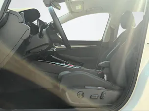 VW Golf VIII 1.5 TSI PHEV Style DSG