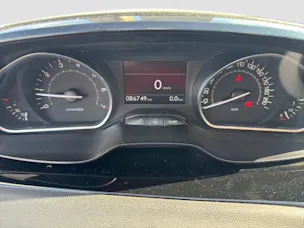 PEUGEOT 208 1.6 VTi Allure
