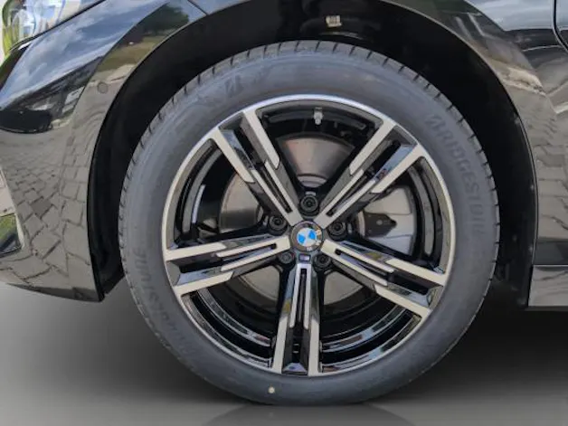 BMW 330e xDrive M Sport