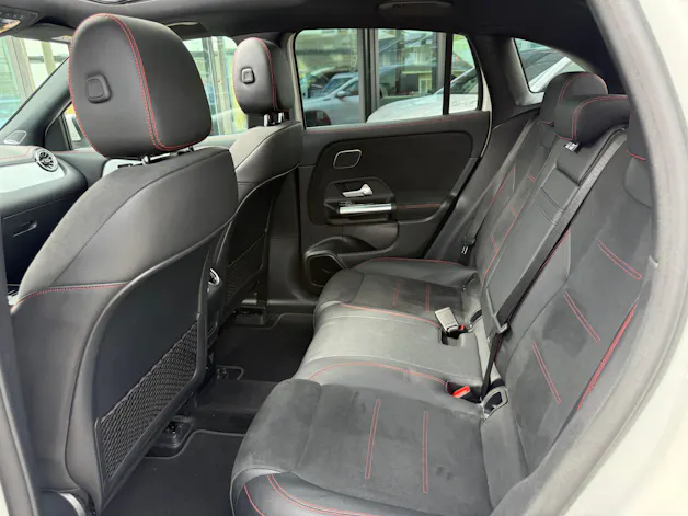 MERCEDES-BENZ EQA 250