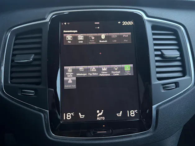 VOLVO XC90 B5 Diesel Mild Hybrid AWD Momentum Geartronic