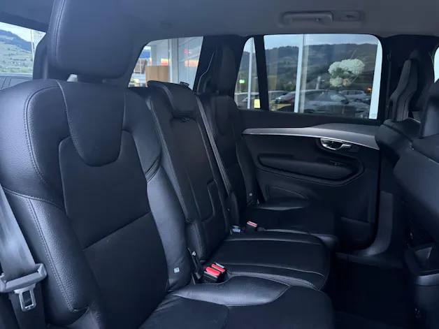 VOLVO XC90 B5 Diesel Mild Hybrid AWD Momentum Geartronic