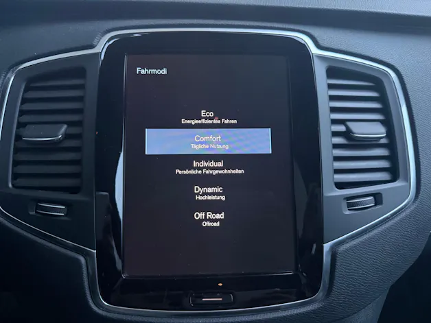 VOLVO XC90 B5 Diesel Mild Hybrid AWD Momentum Geartronic