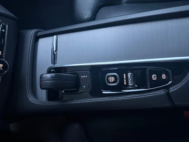 VOLVO XC90 B5 Diesel Mild Hybrid AWD Momentum Geartronic