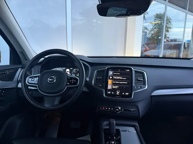 VOLVO XC90 B5 Diesel Mild Hybrid AWD Momentum Geartronic