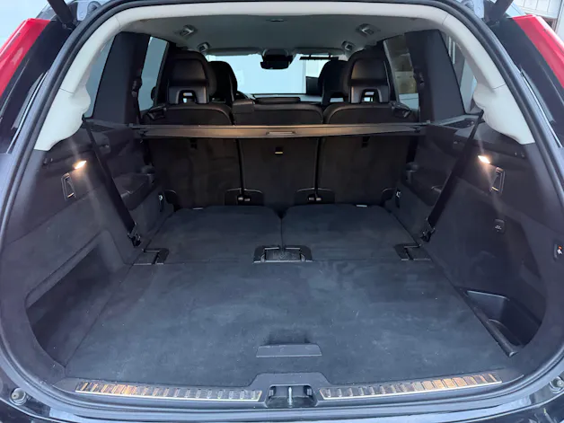 VOLVO XC90 B5 Diesel Mild Hybrid AWD Momentum Geartronic