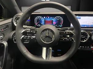 MERCEDES-BENZ A 220 4Matic 8G-DCT