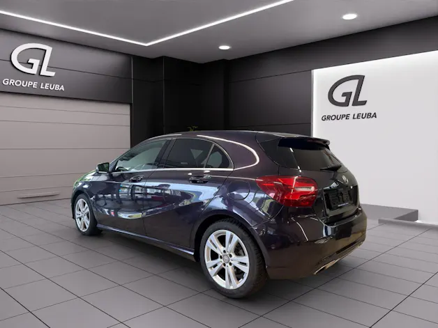 MERCEDES-BENZ A 200 7G-DCT
