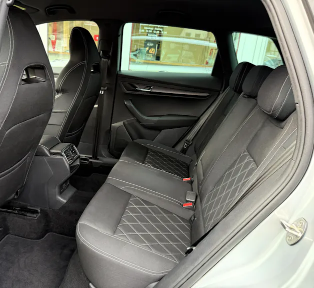 SKODA Karoq 2.0 TDI SCR SportLine 4x4 DSG