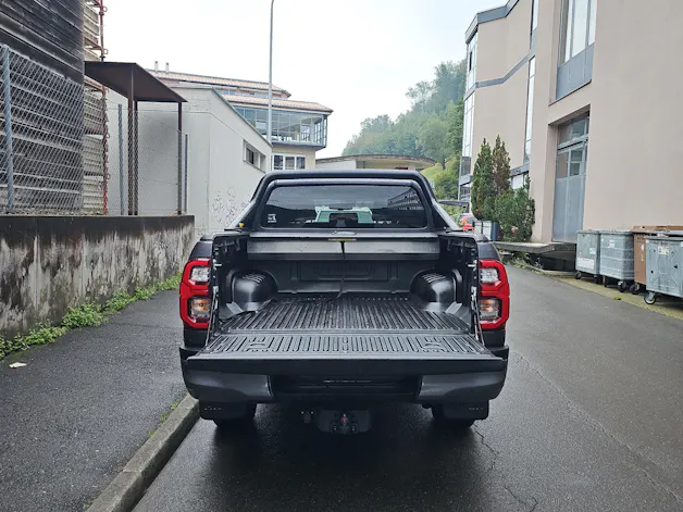 Toyota Hilux 2.8D-4D MHEV Invincible Double Cab 4x4 A