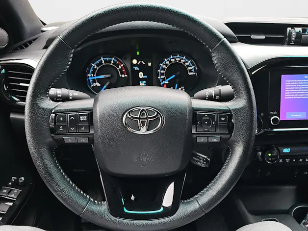 Toyota Hilux 2.8D-4D MHEV Invincible Double Cab 4x4 A
