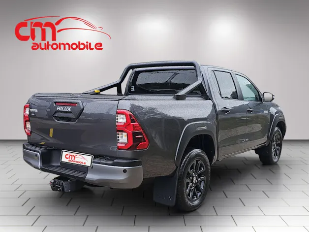 Toyota Hilux 2.8D-4D MHEV Invincible Double Cab 4x4 A
