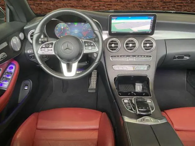 MERCEDES-BENZ C 200 AMG Line 4Matic