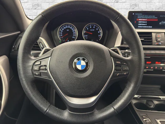 BMW 120i