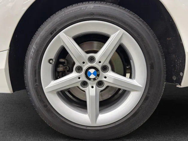BMW 120i