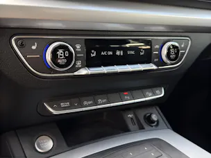 AUDI Q5 35 TDI quattro S-tronic