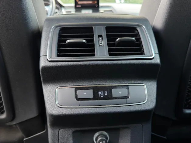 AUDI Q5 35 TDI quattro S-tronic
