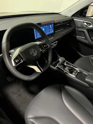 MG HS 1.5 T PHEV Luxury