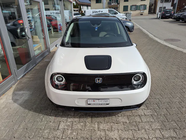 HONDA e Advance