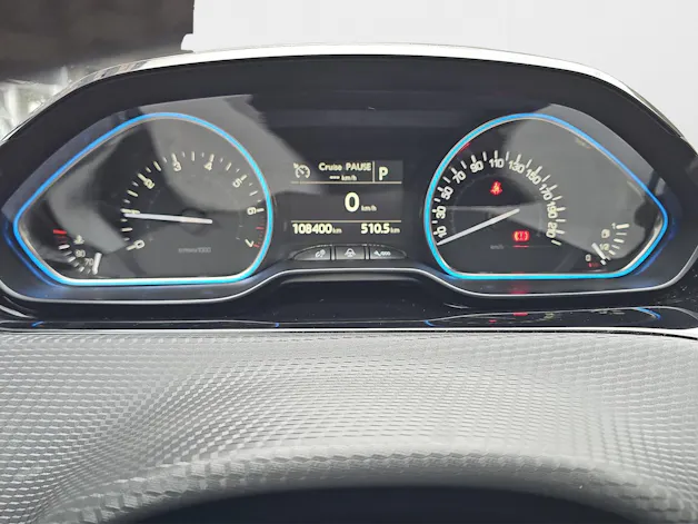 PEUGEOT 2008 1.2 PureTech Allure EAT6