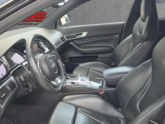 AUDI RS6 Avant 5.0 TFSI V10 quattro tiptronic