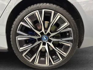 BMW i4 M50