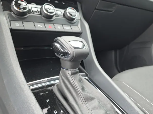 SKODA Karoq 1.5 TSI ACT Ambition DSG