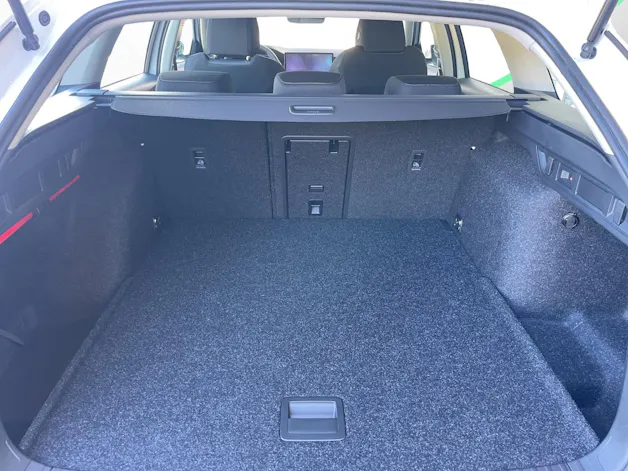 SKODA Octavia Combi 2.0 TDI DSG Selection