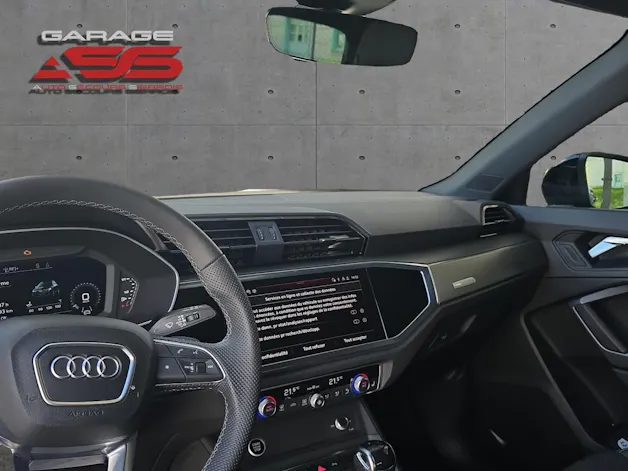 AUDI Q3 35 TFSI advanced Attraction S-tronic