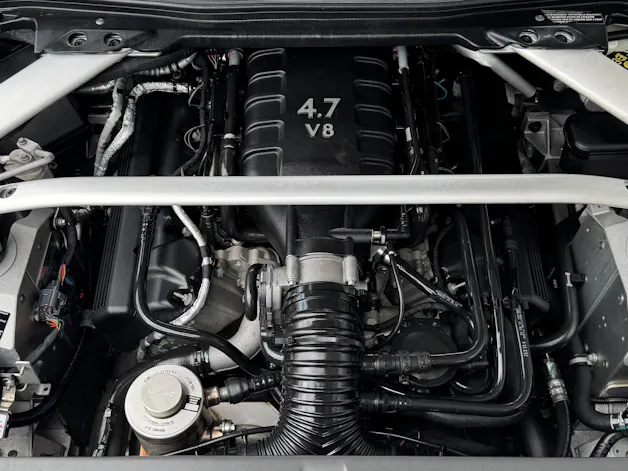 ASTON MARTIN V8 Vantage 4.7 S Sportshift *Facelift*