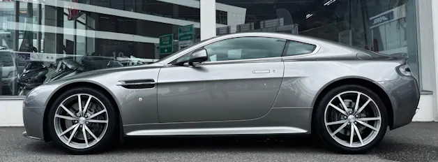 ASTON MARTIN V8 Vantage 4.7 S Sportshift *Facelift*