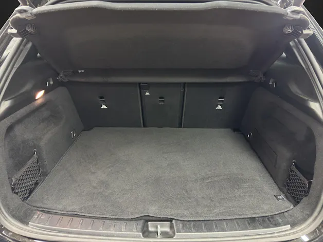 MERCEDES-BENZ GLA 220d AMG Line 4Matic