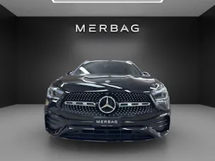 MERCEDES-BENZ GLA 220d AMG Line 4Matic