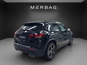 MERCEDES-BENZ GLA 220d AMG Line 4Matic