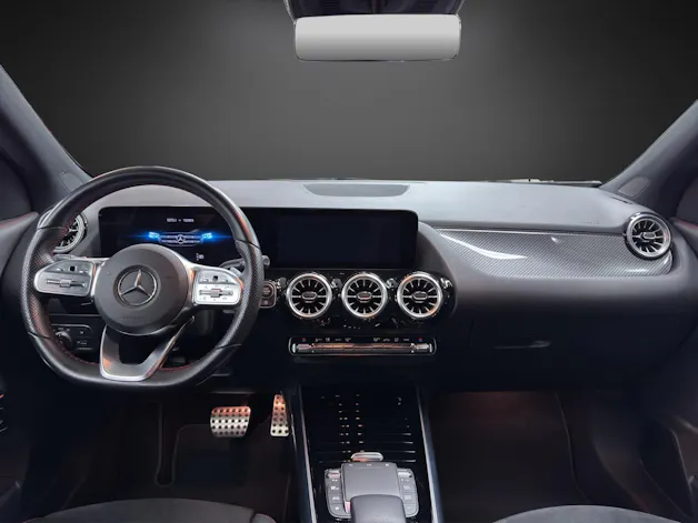 MERCEDES-BENZ GLA 220d AMG Line 4Matic