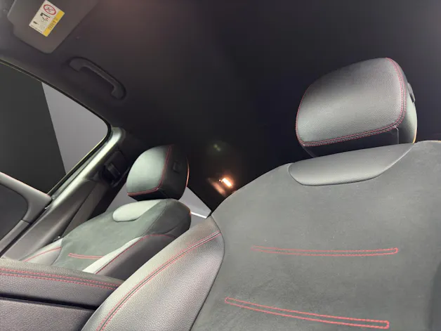 MERCEDES-BENZ GLA 220d AMG Line 4Matic