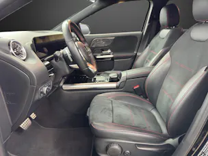 MERCEDES-BENZ GLA 220d AMG Line 4Matic
